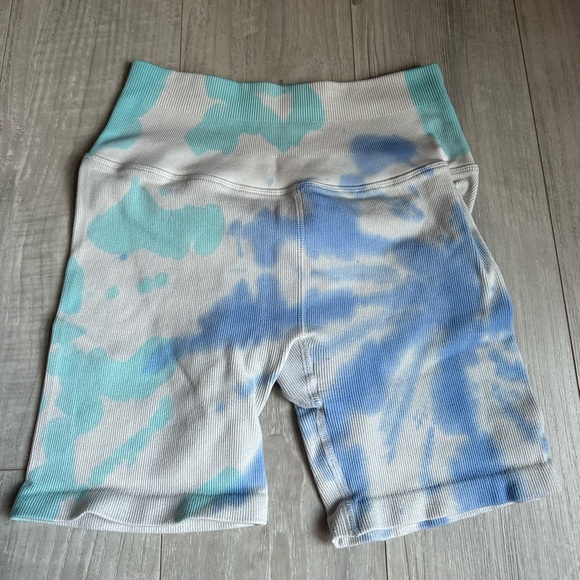 Spiritual gangster tie dye biker shorts - Picture 1 of 3